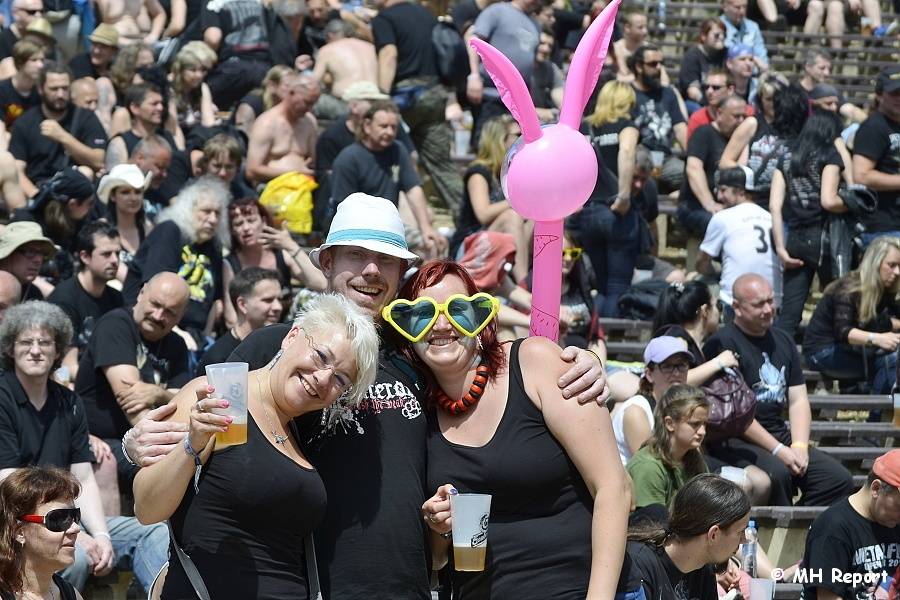 LIVE: Vrcholy Metalfestu v Plzni: metalová Xena Floor Jansen táhla Nightwish, Udo Dirkschneider nestárne