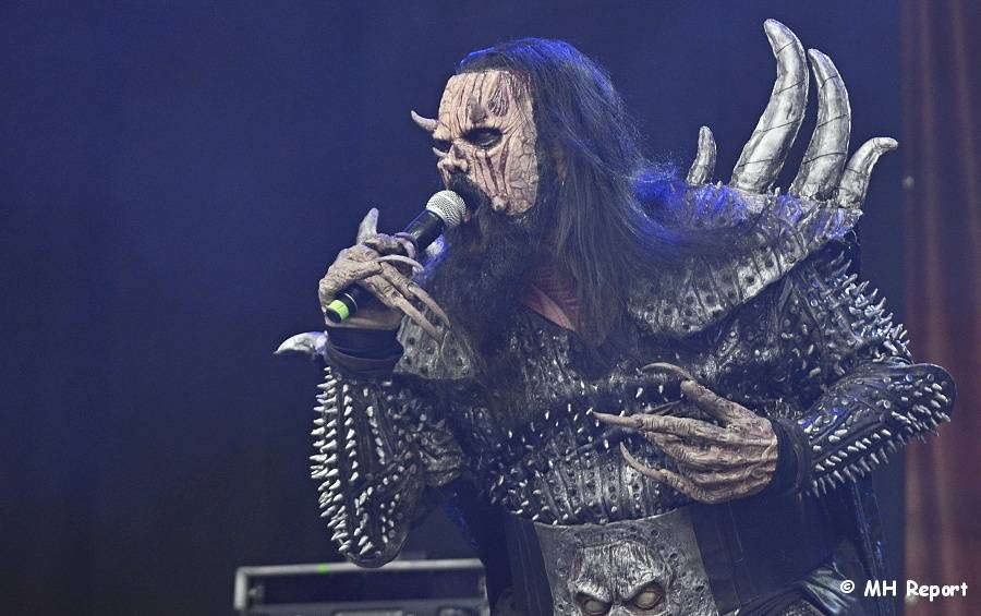 LIVE: Vrcholy Metalfestu v Plzni: metalová Xena Floor Jansen táhla Nightwish, Udo Dirkschneider nestárne