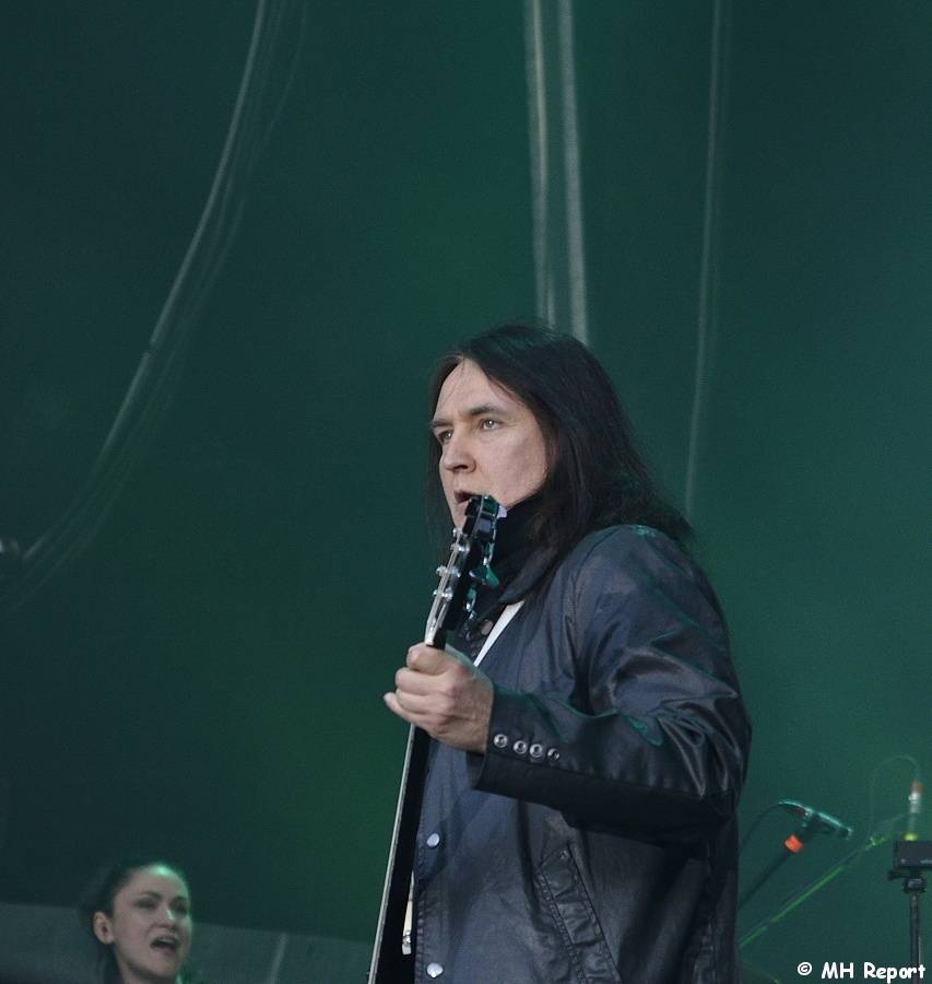 LIVE: Třicetiny Lucie v Plzni: Fanoušci při výtečné show jásali tak, že překřičeli i kapelu