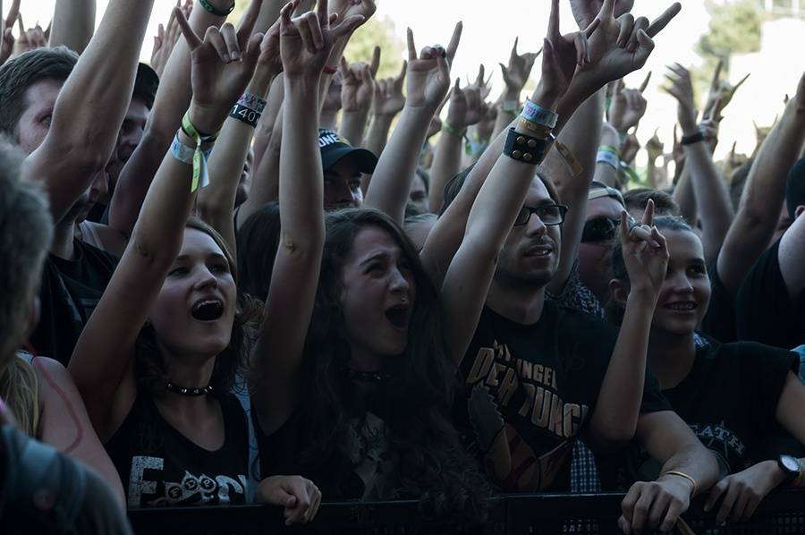 LIVE: Offspring na Rock for People moc nemluvili, pod pódiem to přesto žilo