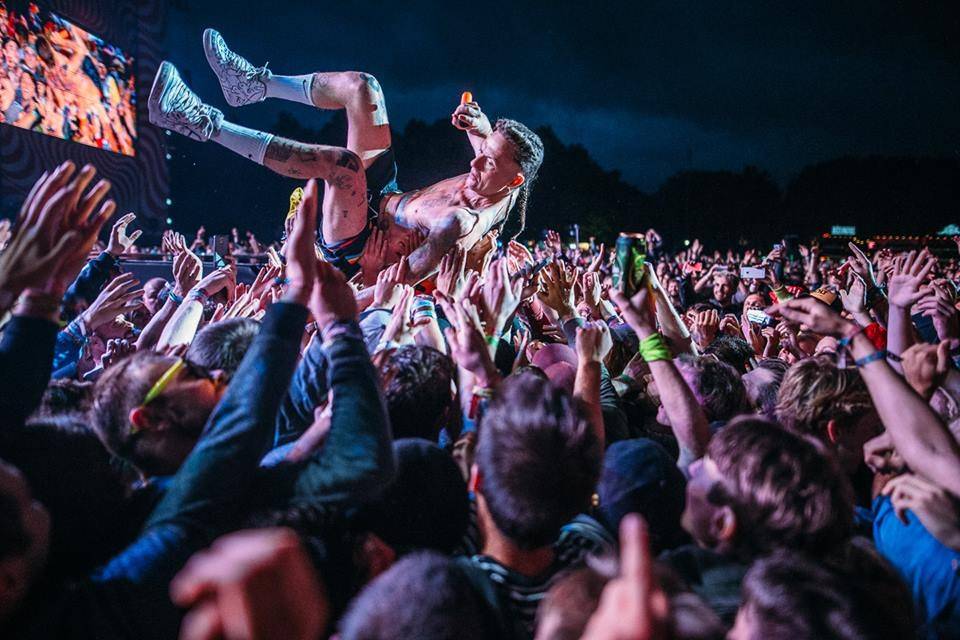 LIVE: Sziget, Glastonbury východní Evropy, je zahájen! Na úvod se předvedli Die Antwoord i The Chemical Brothers