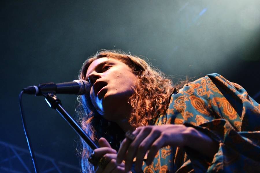 LIVE: The Neighbourhood - pozor na to, koho milujete