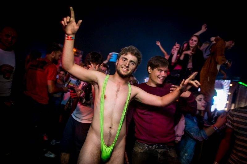 LIVE: Maďarsko je nejlepší ve třech věcech: Guláš, Rubikova kostka a Sziget