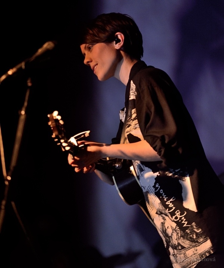 RECENZE: Divošky Tegan And Sara se zklidnily, na Love You To Death chrlí popové hity