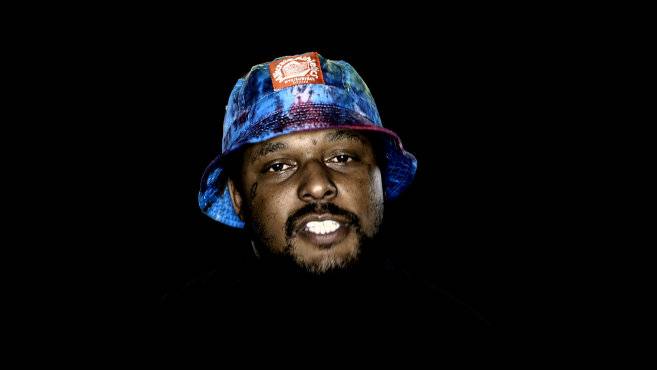 RECENZE: Schoolboy Q pro slávu nerapuje. Jeho svět je o střílečkách a drogách