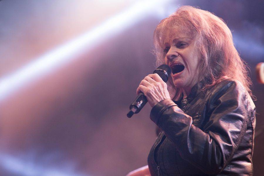 LIVE: Mariánské léto: Pilarka ševelila, Barbora Poláková i Marek Ztracený jsou stále nafrnění