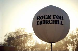 LIVE: Ve Vroutku to žilo! Rock For Churchill rozpálili Modestep, Nneka nebo Dub FX
