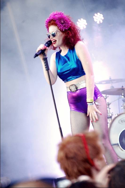 LIVE: Ve Vroutku to žilo! Rock For Churchill rozpálili Modestep, Nneka nebo Dub FX