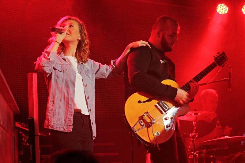 LIVE: Lenny je v klubech na dosah ruky. Velká pódia už na ni čekají