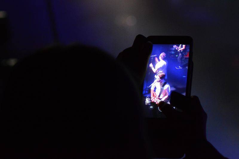 LIVE: Slza v Praze ukočírovala organizační i technické problémy, děti jásaly