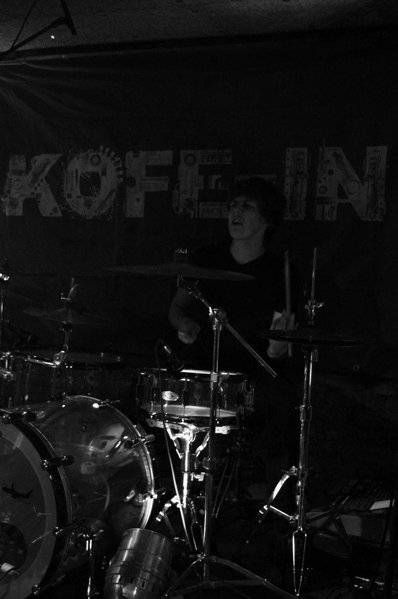 LIVE: Kofe-in oslavili 10 let s fanoušky a přáteli, v předpremiéře pustili nový klip