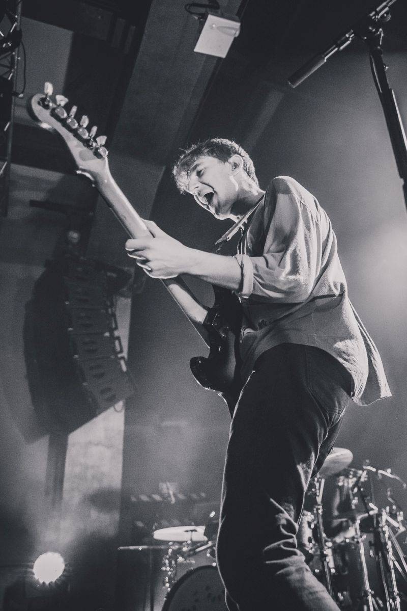 LIVE: Glass Animals si suverénně ochočili pražské publikum