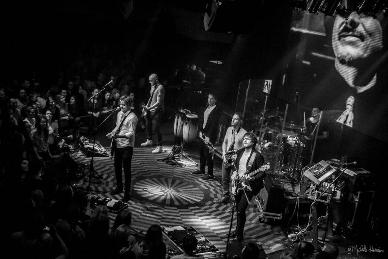 LIVE: Chinaski udělali v Praze tečku za albem Rockfield