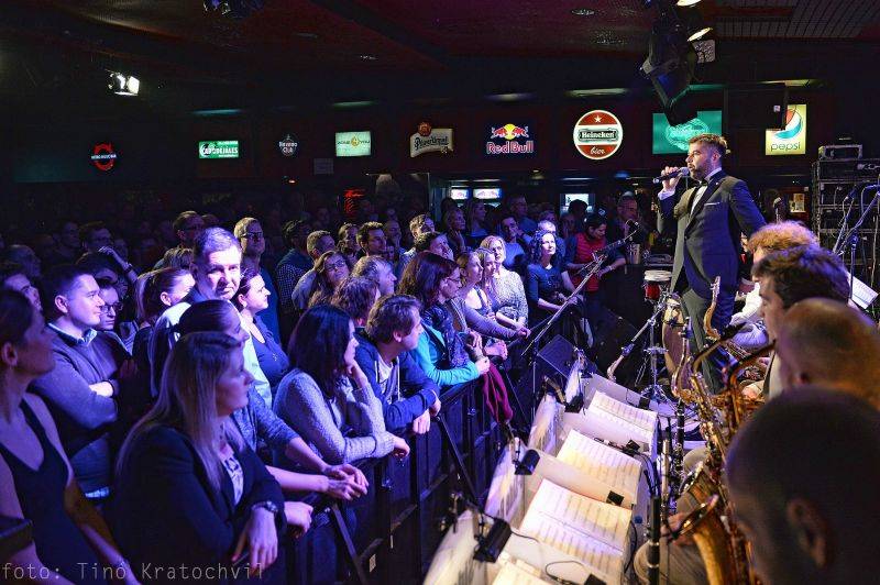 LIVE: B Side Band oslavil deset let ve velkém stylu, do Brna přijeli Ruppert, Černochová i Dyk