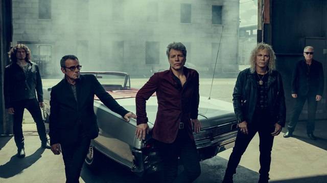 RECENZE: Bon Jovi vsadili na jistotu bez překvapení, Sambora jim chybí