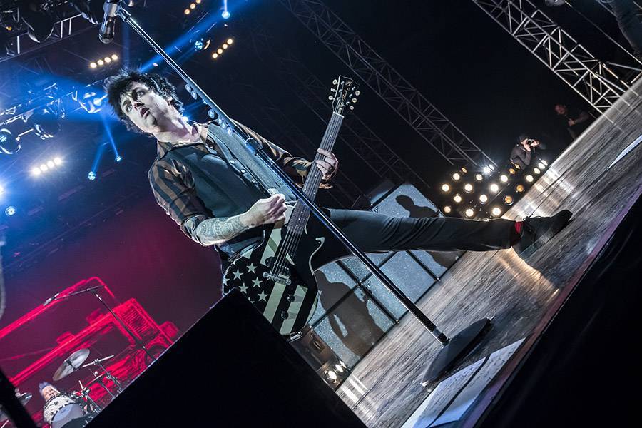 LIVE: Pop-punkoví nestoři Green Day ohromili Prahu zničující show