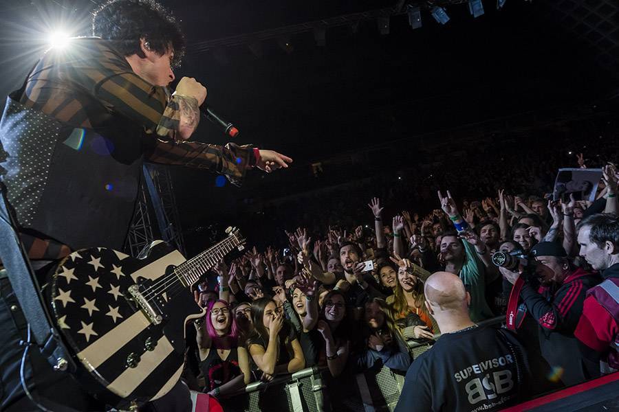 LIVE: Pop-punkoví nestoři Green Day ohromili Prahu zničující show