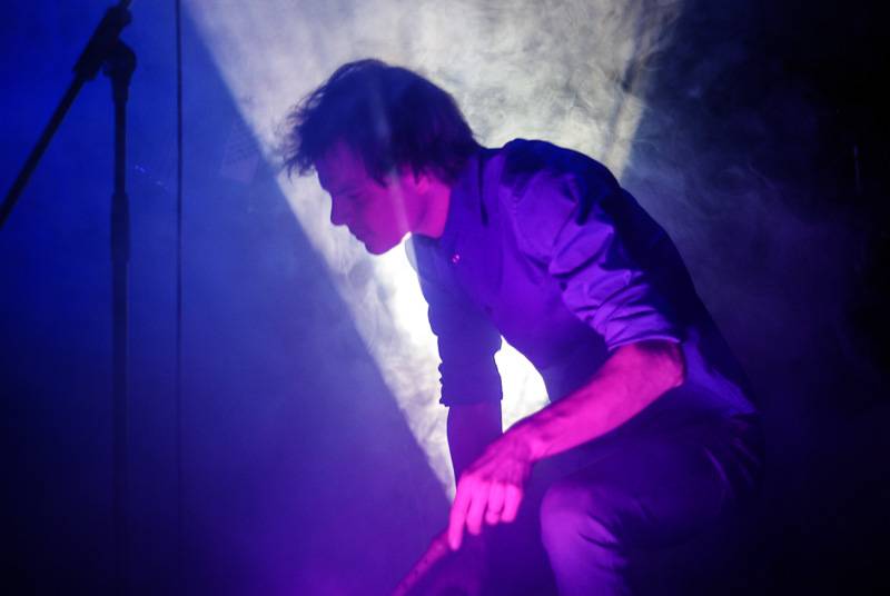 LIVE: Zrní jiskřili v Černošicích. Koncert poodhalil, jaká bude nová deska