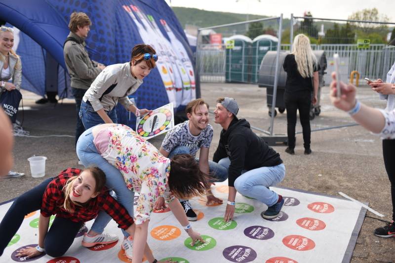 LIVE: Majáles v Brně aneb Jeden velký studentský mejdan. Zazářili No Name, Mandrage nebo Mydy Rabycad