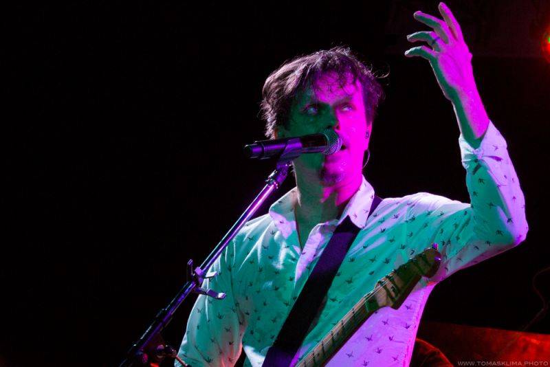 LIVE: Chinaski křtili desku Není nám do pláče. Na lodi Cargo Gallery hráli jako zamlada