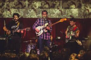 LIVE: Poslední a temný výkřik klubové sezóny v podání Preoccupations