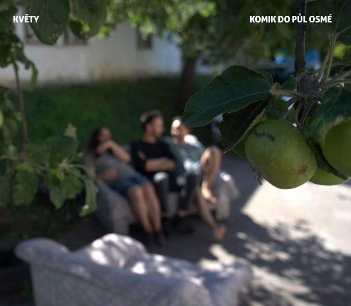 RECENZE: Experimentující Květy na nové desce baví i po půl osmé