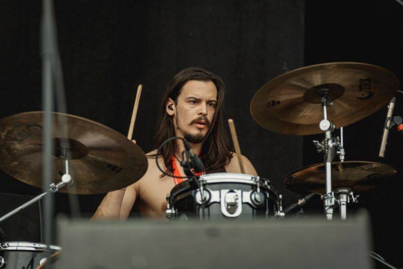 Nova Rock, den třetí - metalcorové hody se Sleeping With Sirens, objev Moose Blood a spojení Prophets Of Rage se System Of A Down