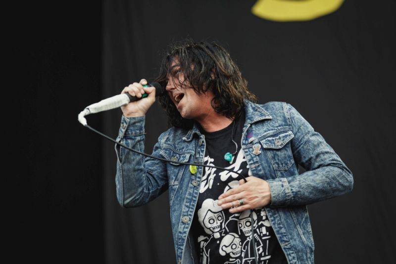 Nova Rock, den třetí - metalcorové hody se Sleeping With Sirens, objev Moose Blood a spojení Prophets Of Rage se System Of A Down