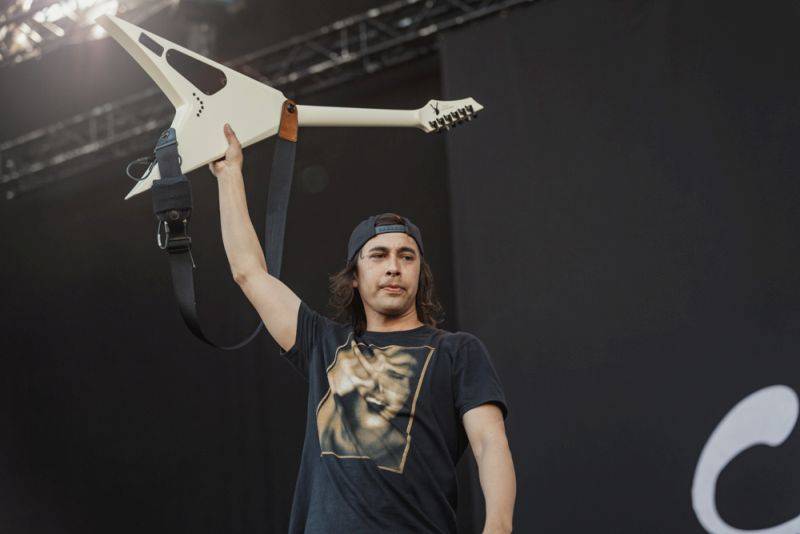 Nova Rock, den třetí - metalcorové hody se Sleeping With Sirens, objev Moose Blood a spojení Prophets Of Rage se System Of A Down