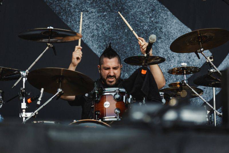 Nova Rock, den třetí - metalcorové hody se Sleeping With Sirens, objev Moose Blood a spojení Prophets Of Rage se System Of A Down