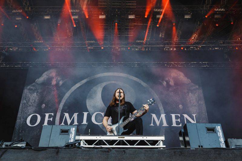 Nova Rock, den třetí - metalcorové hody se Sleeping With Sirens, objev Moose Blood a spojení Prophets Of Rage se System Of A Down