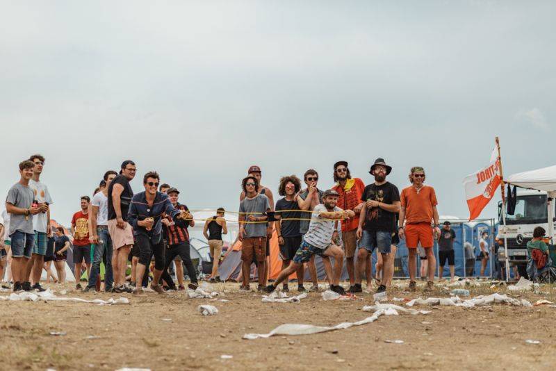 Nova Rock, den třetí - metalcorové hody se Sleeping With Sirens, objev Moose Blood a spojení Prophets Of Rage se System Of A Down