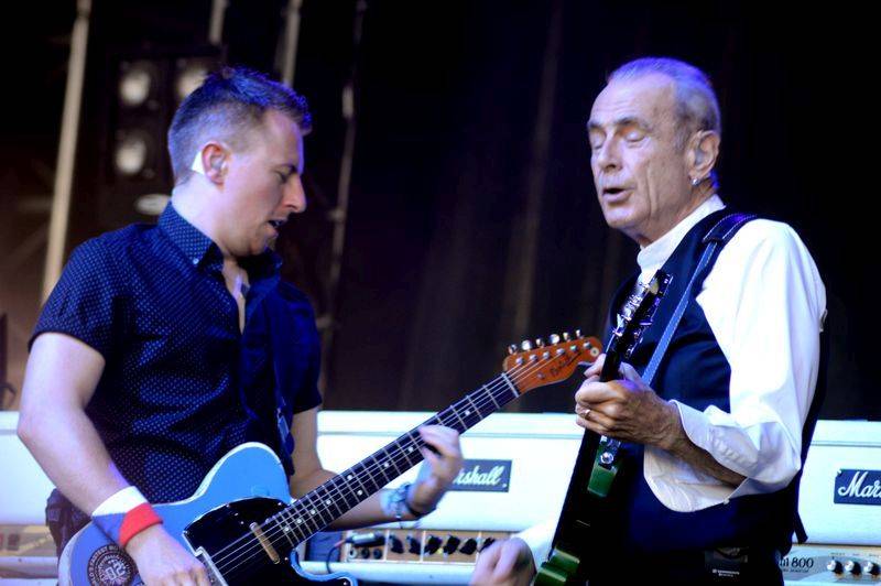 LIVE: Pětadvacátou Benátskou! završili Status Quo, Rybičky 48 i ohňostroj