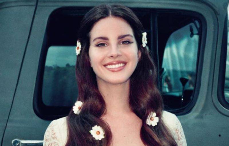 RECENZE: Lana Del Rey si na Lust For Life lebedí ve svém rybníčku. Jen občas pleskne rukou do vody