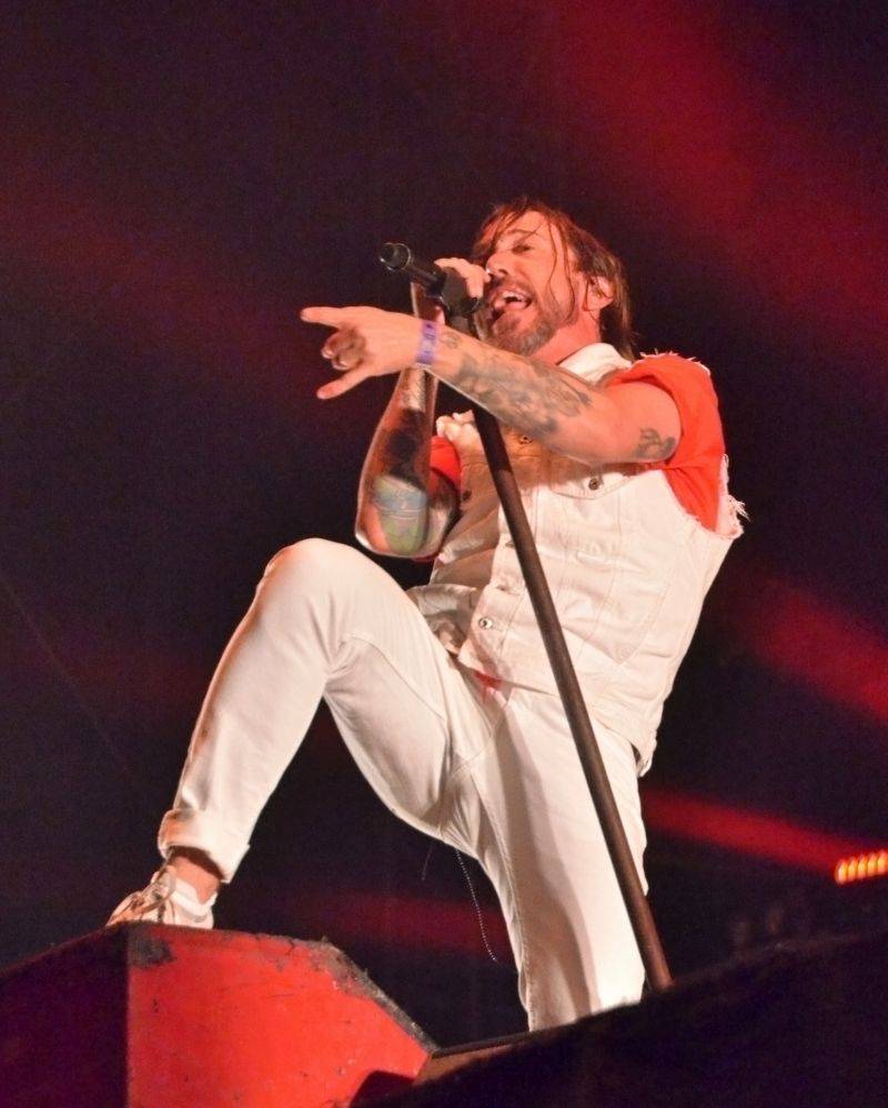 LIVE: The Offspring si na Frequency hráli na hasiče, objevem byl JP Cooper