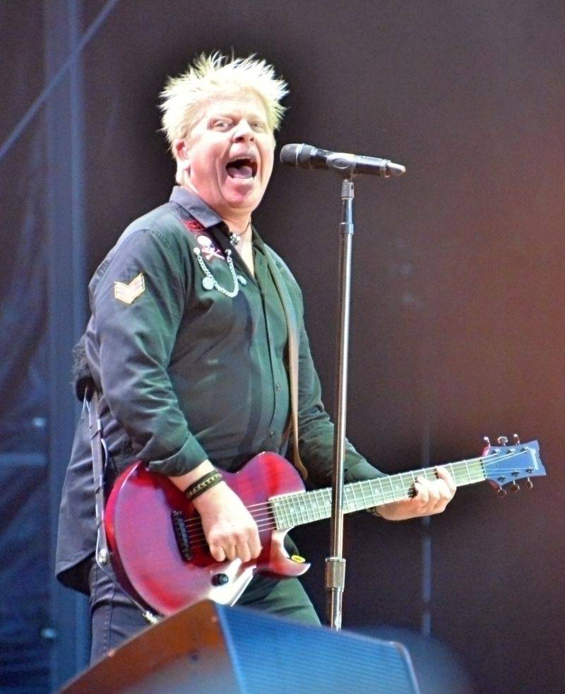 LIVE: The Offspring si na Frequency hráli na hasiče, objevem byl JP Cooper