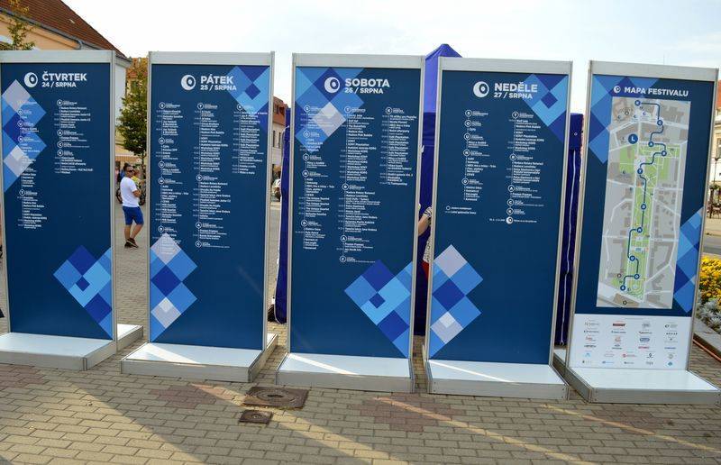 LIVE: Lucie zahájila jediným letošním koncertem v Česku Soundtrack Poděbrady. Radim Hladík byl oceněn za umělecký přínos