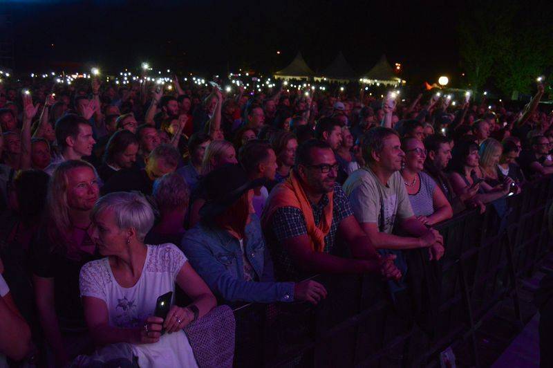 LIVE: Lucie zahájila jediným letošním koncertem v Česku Soundtrack Poděbrady. Radim Hladík byl oceněn za umělecký přínos