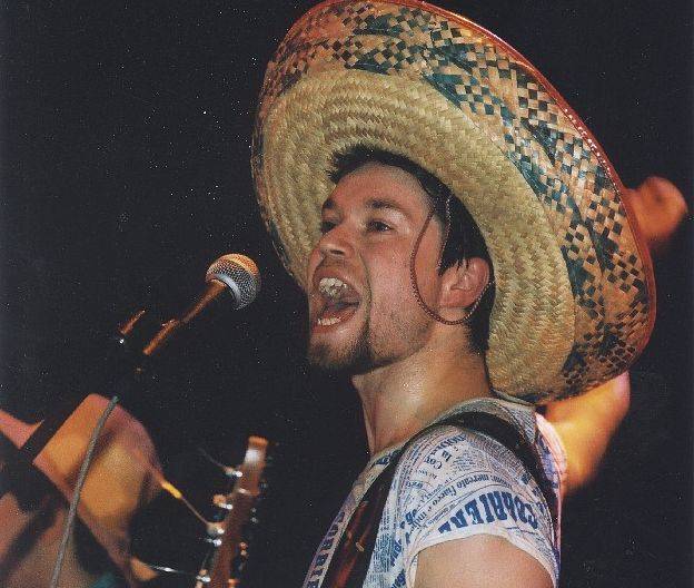 RETRO: S kapelou Kryštof na turné V siločarách - Richard Krajčo měnil barvy a převleky, hráli zahraniční hosté