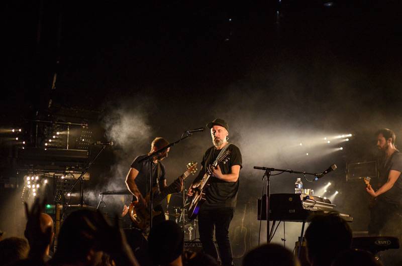 LIVE: Finkovy skladby zní jako padající kapky deště