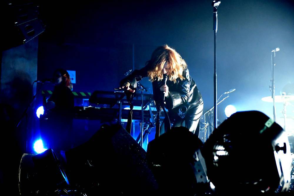 LIVE: Goldfrapp se lesknou i ve tmě