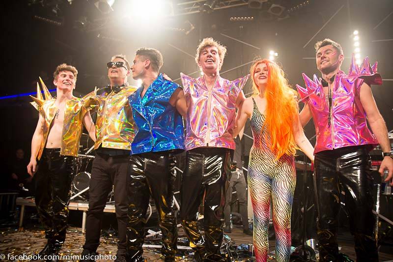 LIVE: Mydy Rabycad změnili zvuk i kostýmy. Křest nové desky byl skvělou show