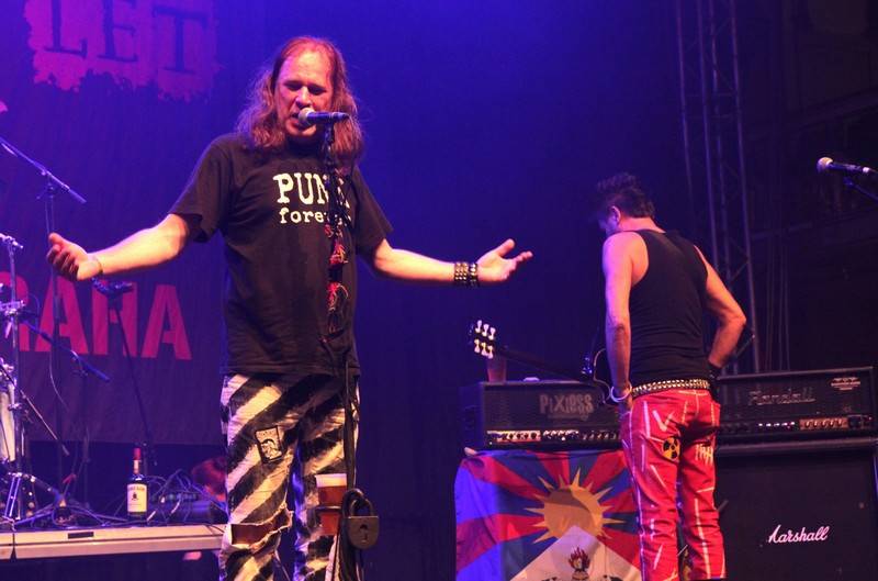 LIVE: Visací zámek má i po pětatřiceti letech obdivuhodnou energii a charisma