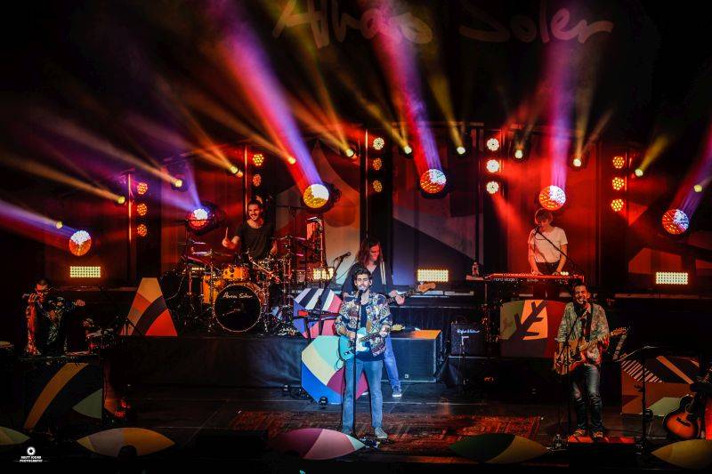 LIVE: Alvaro Soler letos podruhé rozveselil Forum Karlín