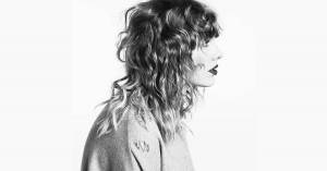 RECENZE: Taylor Swift temnější pop reputaci nekazí