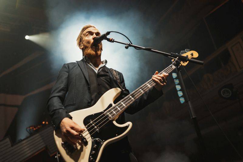 LIVE: Royal Republic dostáli svému jménu a předvedli královskou show