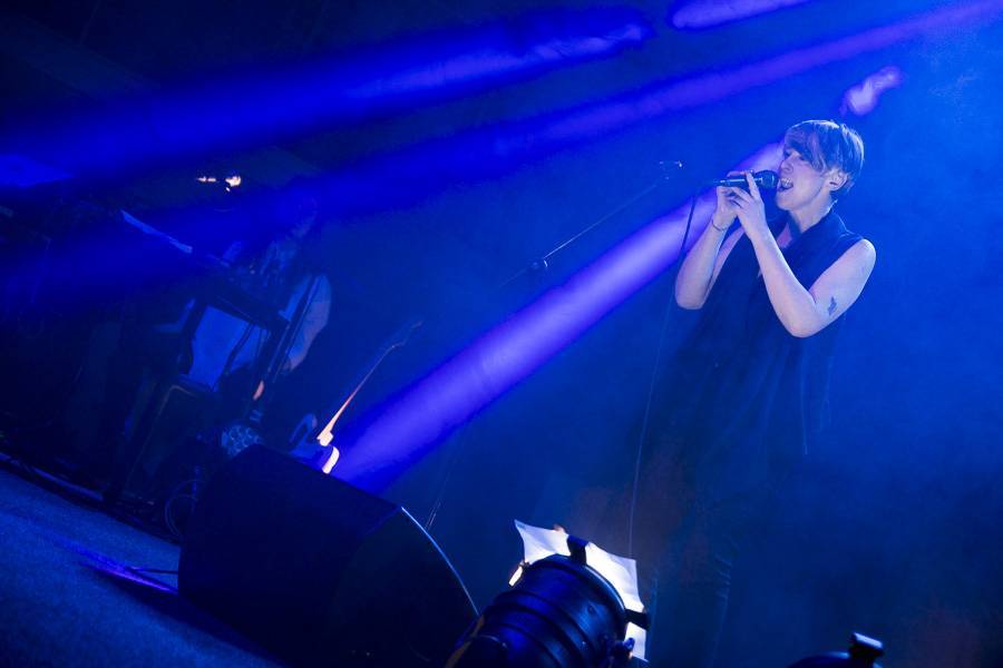 LIVE: Iva Bittová, Lenka Dusilová a Monika Načeva - mezi elektronikou a šamanismem 