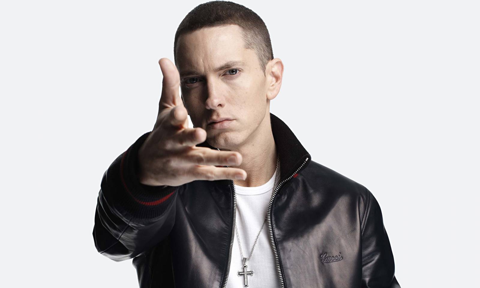 RECENZE: Eminem se na novince Revival odepisuje hned na začátku 