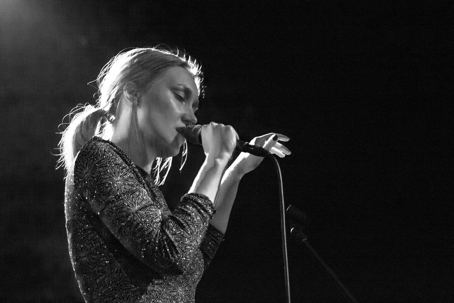 LIVE: Wolf Alice odehráli živelnou show, která zvedala chlupy po těle