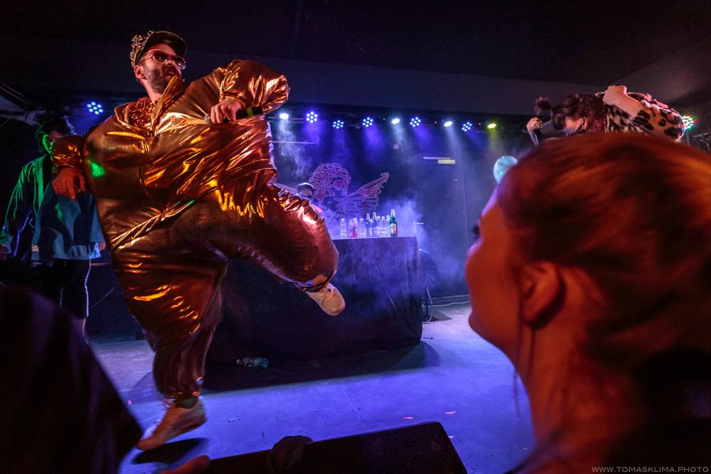 LIVE: Rock Café slavilo 27. narozeniny, hvězda večera Kapitán Demo upustil páru